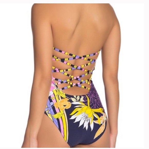 SALE⬇️⬇️‼️‼️NWT Bal Harbour Bandeau 1Pc Swimsuit - Picture 4 of 11